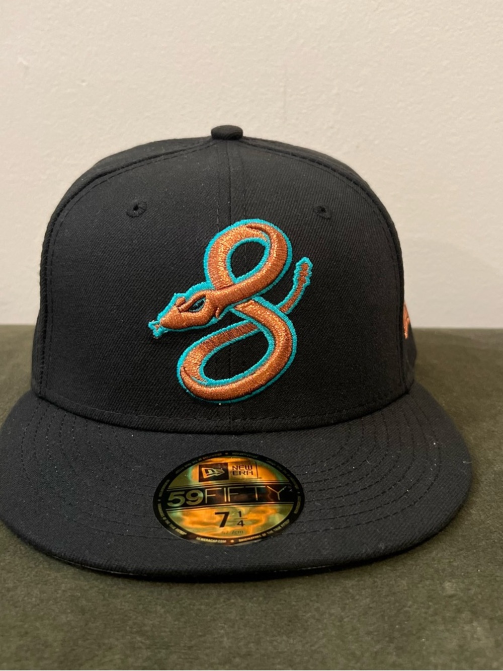 New Era 59FIFTY Arizona Diamondbacks Snake Logo Fitted Cap Black - Size 7 1/4